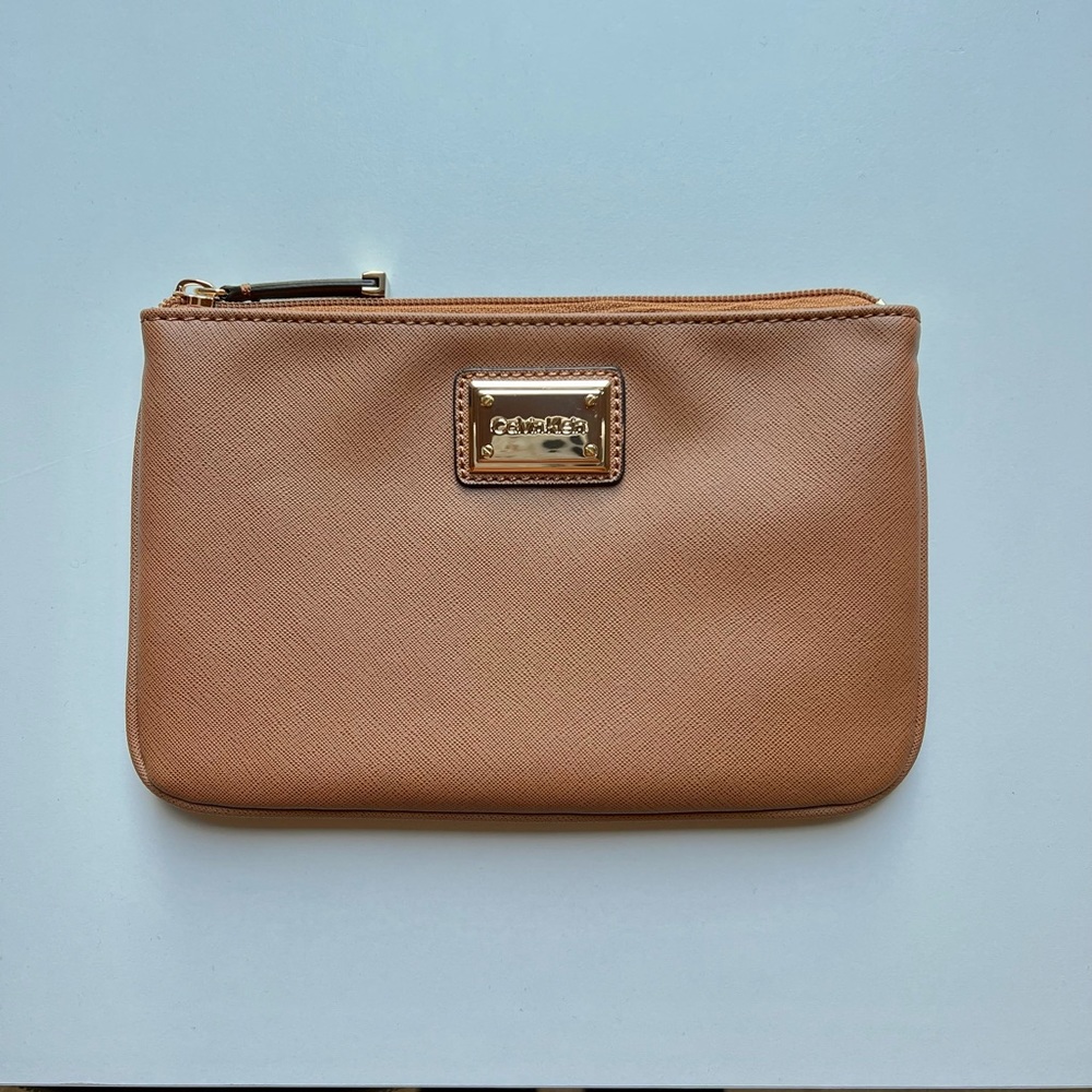 NWOT Calvin Klein Clutch